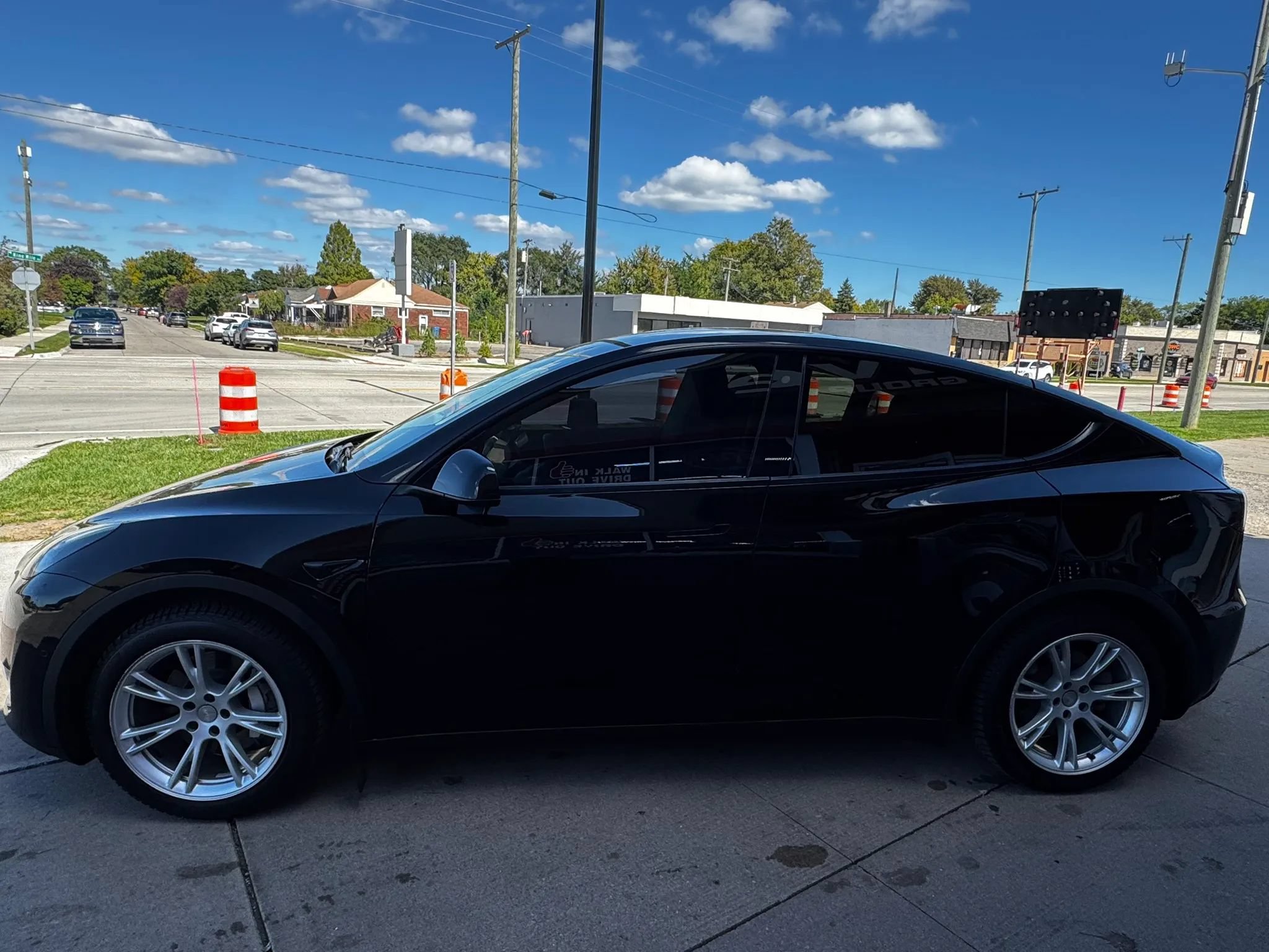 Used 2020 Tesla Model Y Long Range AWD/4WD image 7