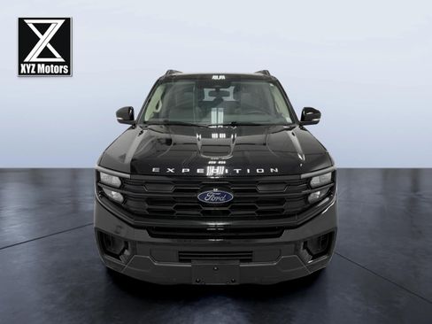 Used 2025 Ford Expedition Active AWD/4WD image 8