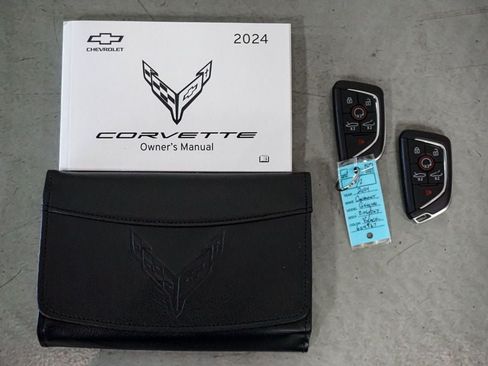 Used 2024 Chevrolet Corvette Z06 w/ Z07 Performance Package RWD image 95