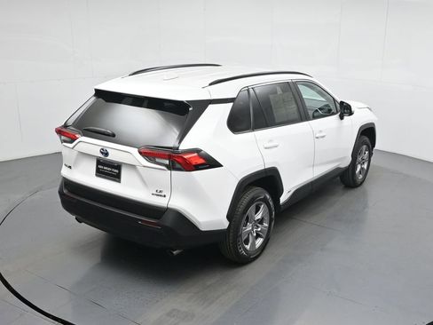 Used 2024 Toyota RAV4 LE image 40