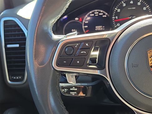Used 2019 Porsche Cayenne image 21