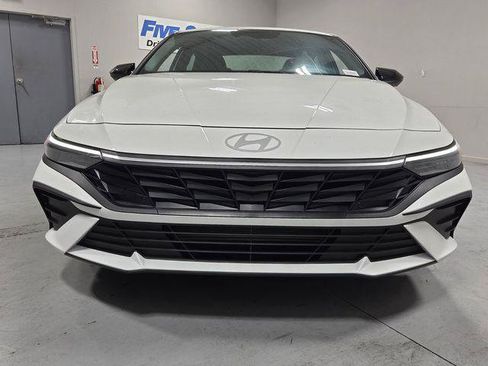 New 2026 Hyundai Elantra Sport FWD image 2