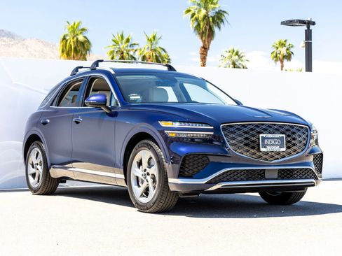 Used 2026 Genesis GV70 2.5T Advanced AWD/4WD image 2