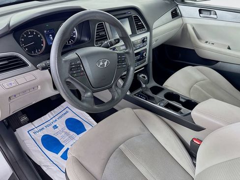 Used 2016 Hyundai Sonata SE FWD image 10