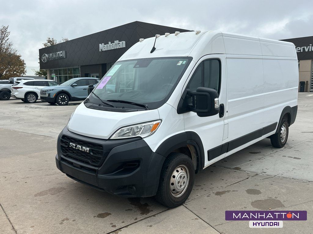 Used 2023 RAM ProMaster 2500 FWD image 1