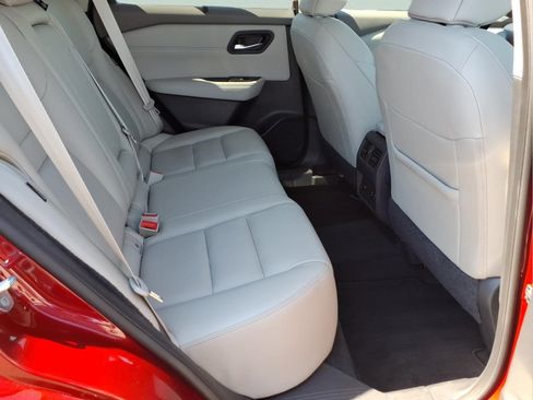 Certified 2023 Nissan Rogue SL w/ SL Premium Package AWD/4WD image 28