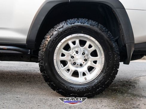 Used 2011 Toyota 4Runner SR5 image 12