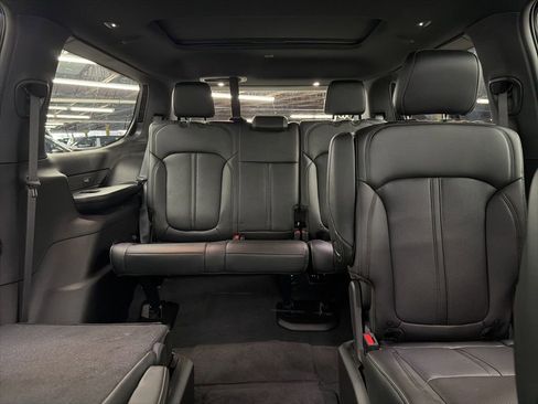 New 2025 Jeep Wagoneer Series II w/ Premium Group I AWD/4WD image 21