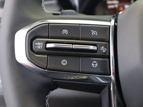 New 2026 GMC Acadia Denali Ultimate AWD/4WD image 26