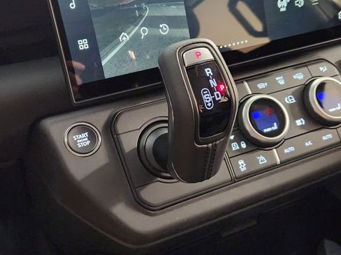 New 2026 Land Rover Defender 110 S image 20