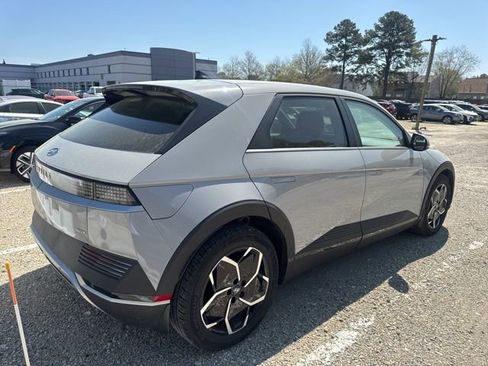 Used 2023 Hyundai Ioniq 5 SE image 9