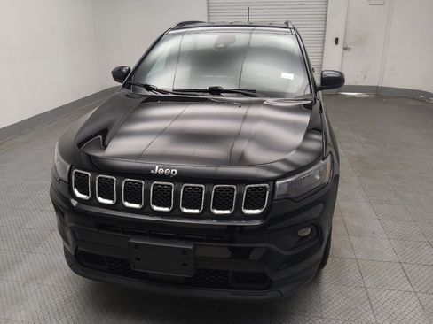 Used 2023 Jeep Compass Latitude AWD/4WD image 15