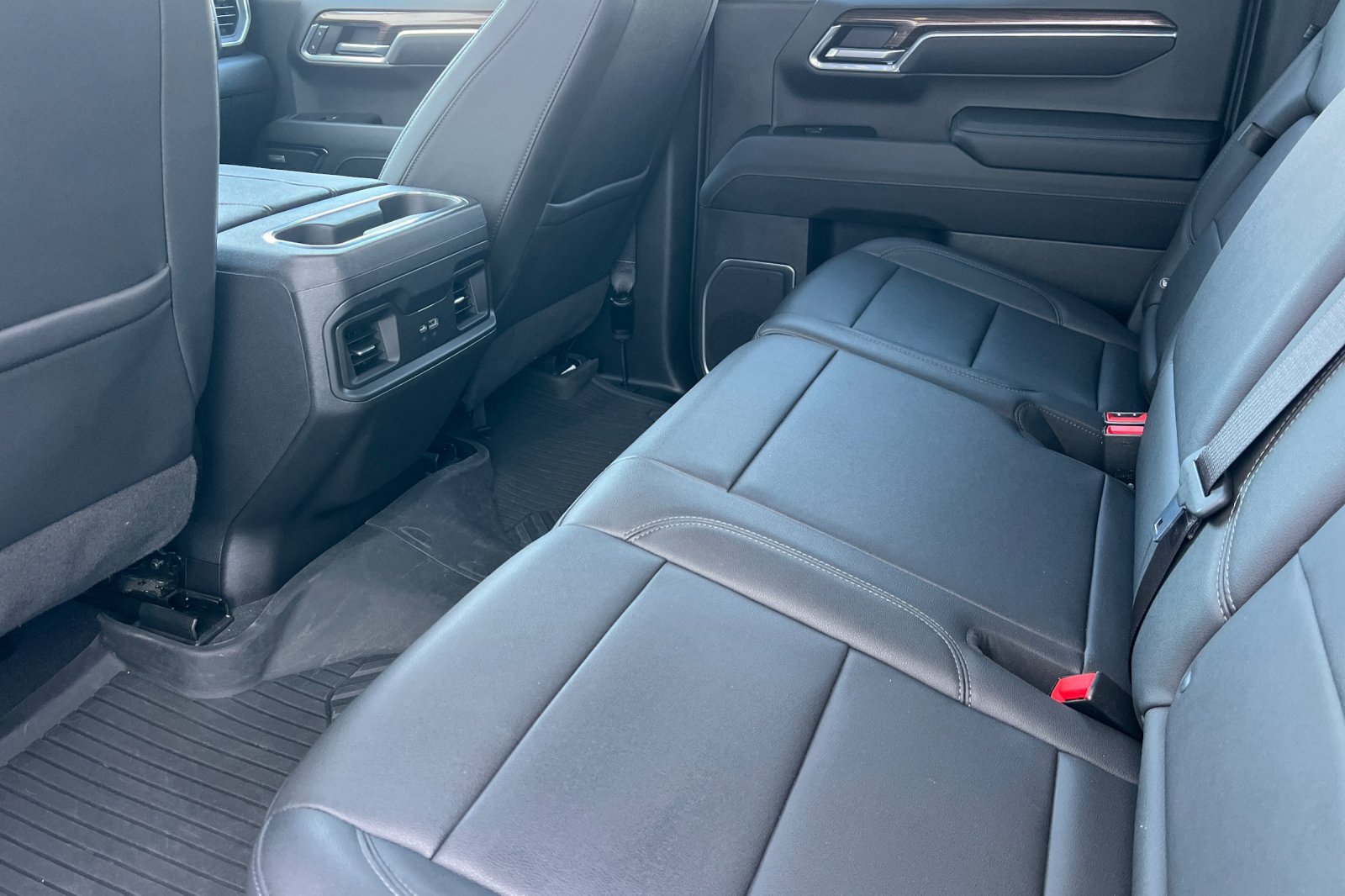 Used 2023 Chevrolet Silverado 1500 LT Trail Boss AWD/4WD image 9