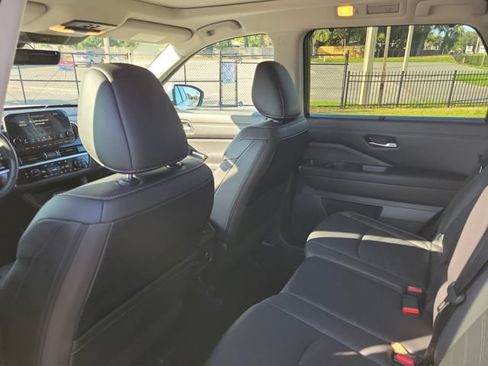 Used 2024 Nissan Pathfinder Platinum w/ Cargo Package FWD image 12