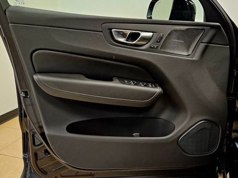 Used 2025 Volvo XC60 T8 Ultra w/ Protection Package Premier image 12