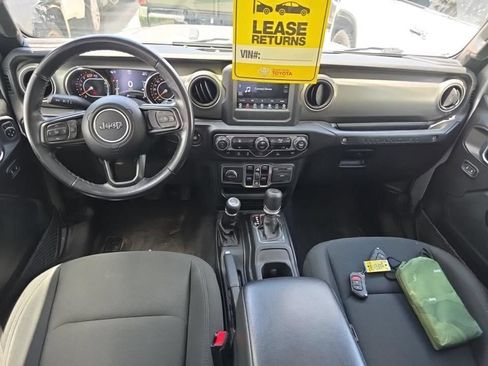 Used 2021 Jeep Wrangler Unlimited Sport AWD/4WD image 8