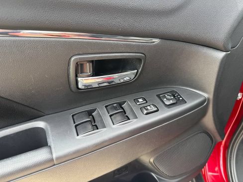 Used 2024 Mitsubishi Outlander Sport ES AWD/4WD image 28