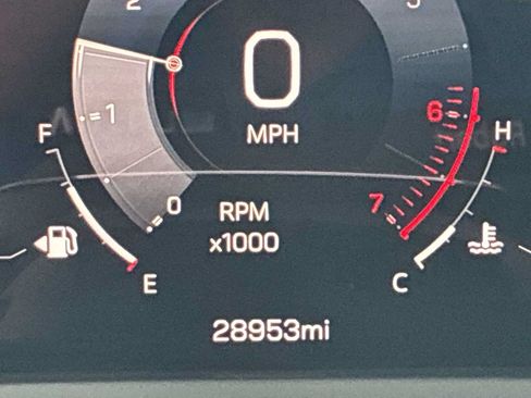Used 2024 GMC Acadia Elevation w/ Luxury Package AWD/4WD image 10