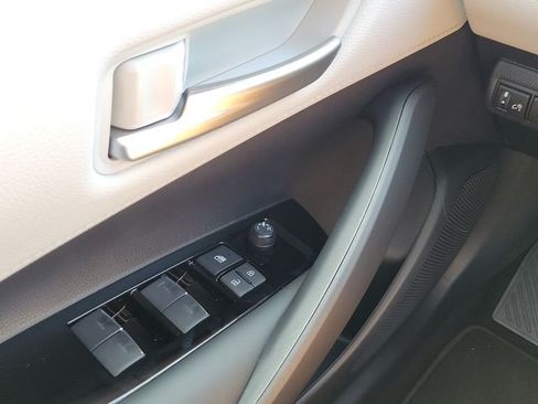 New 2026 Toyota Corolla SE FWD image 19