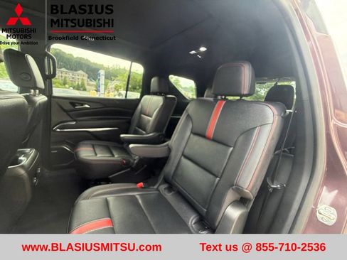 Used 2025 Chevrolet Traverse RS w/ LPO, Floor Liner Package AWD/4WD image 55