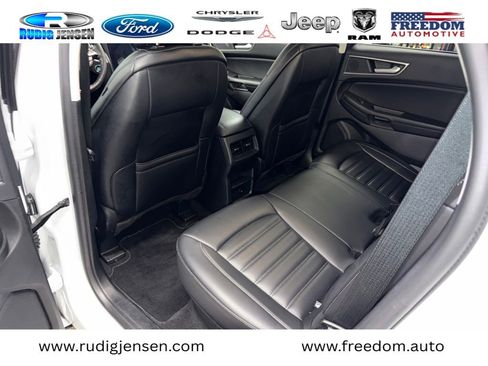 Used 2024 Ford Edge SEL image 12