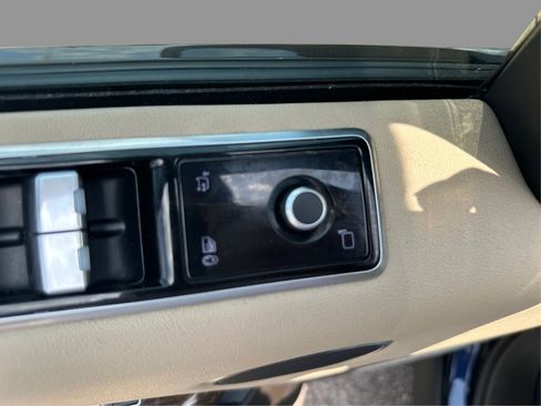Used 2020 Land Rover Range Rover Sport HSE AWD/4WD image 43
