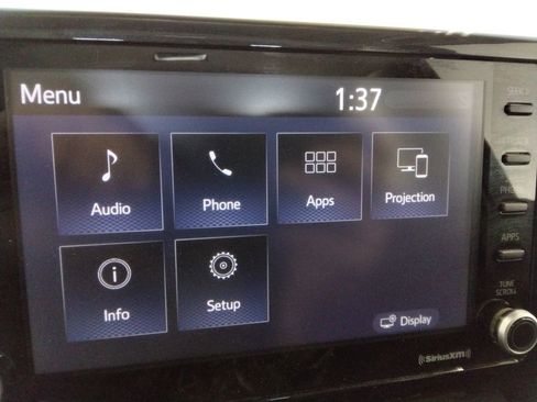 Used 2022 Toyota Corolla LE image 20