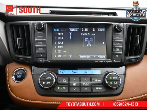 Used 2017 Toyota RAV4 Platinum image 16