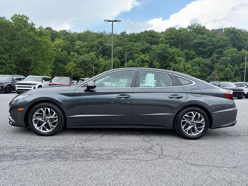 Certified 2022 Hyundai Sonata SEL FWD image 4
