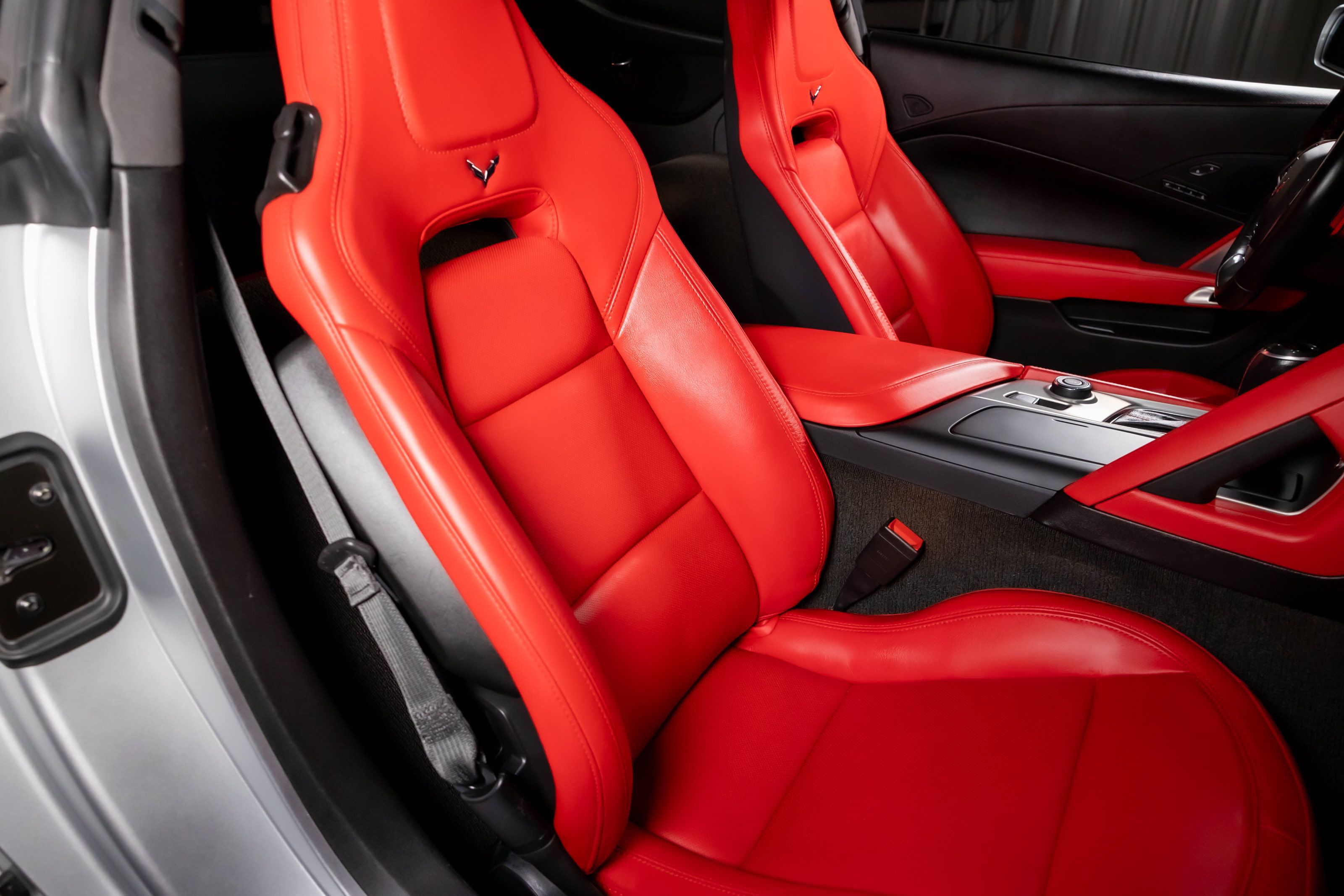 Used 2018 Chevrolet Corvette Grand Sport RWD image 23