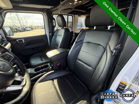 Used 2023 Jeep Wrangler Unlimited Sahara image 9