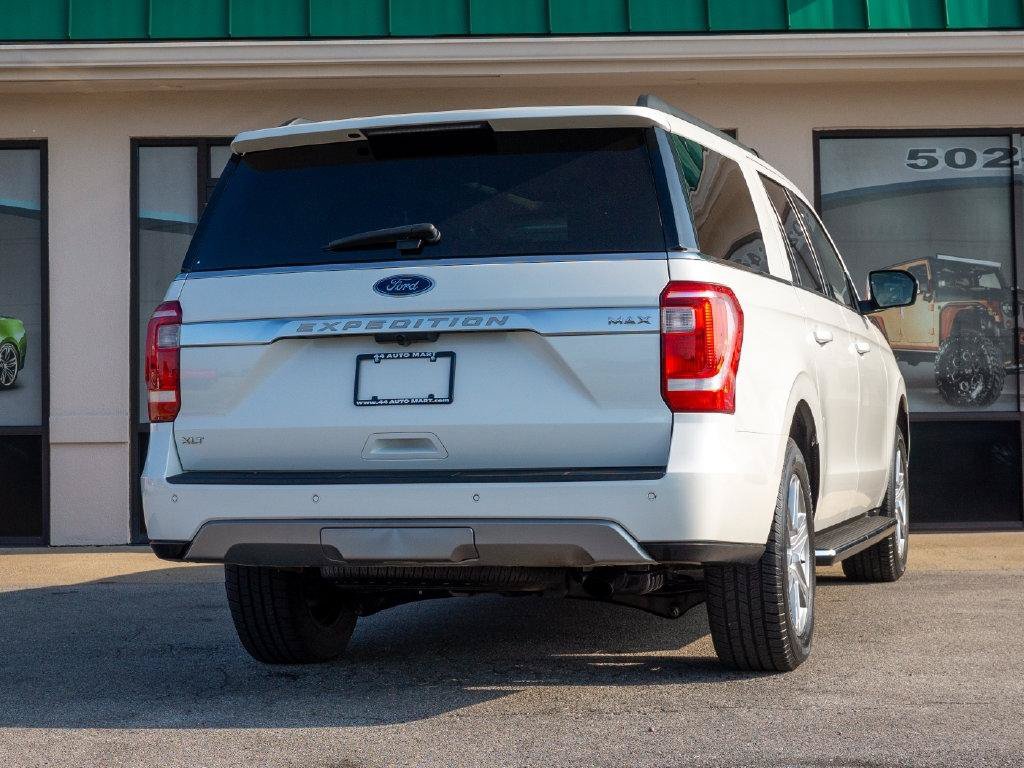 Used 2020 Ford Expedition Max XLT w/ Equipment Group 202A RWD image 3