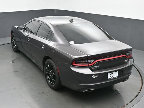Used 2017 Dodge Charger SXT AWD/4WD image 38