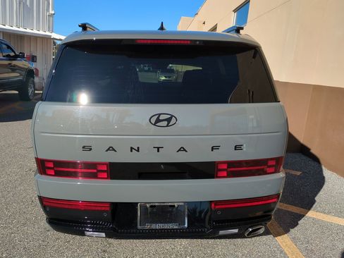 Used 2024 Hyundai Santa Fe Calligraphy image 5
