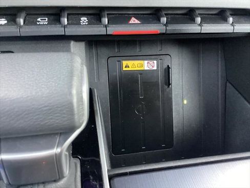 Certified 2024 Toyota Sequoia Platinum image 20