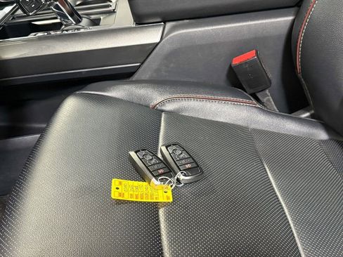 Used 2022 Ford F150 Lariat image 20