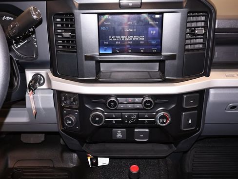 New 2026 Ford F550 4x4 Regular Cab Super Duty image 19