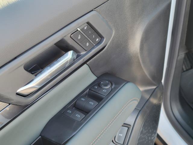 New 2027 GMC Terrain AT4 w/ Convenience Package III AWD/4WD image 13