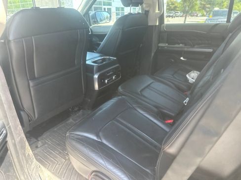Used 2018 Ford Expedition Platinum AWD/4WD image 12