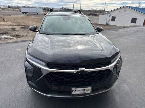 New 2026 Chevrolet Trax LT w/ Driver Confidence Package FWD image 3