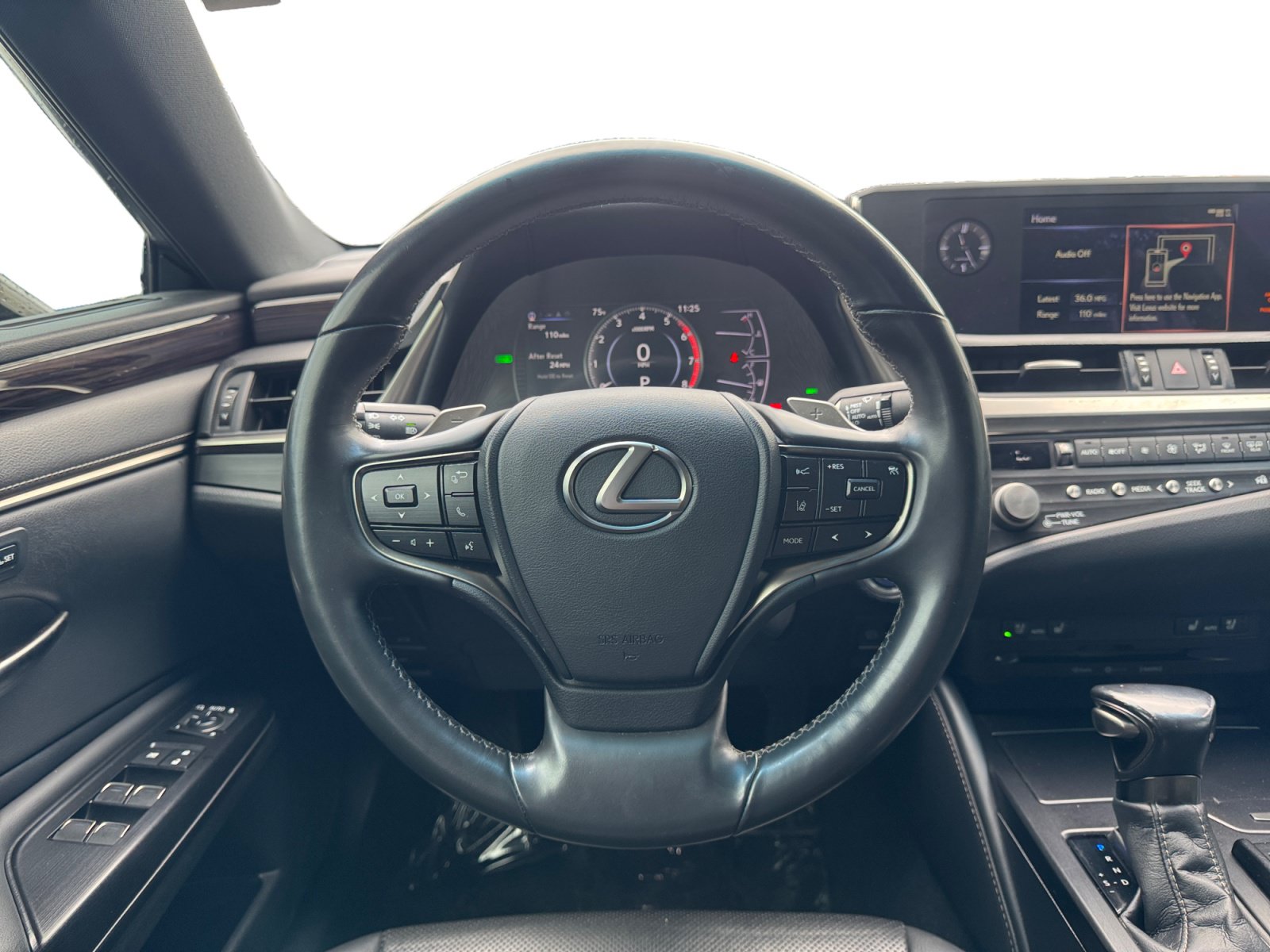 Used 2021 Lexus ES 300h w/ Premium Package FWD image 12