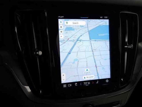 Used 2023 Volvo S60 B5 Core w/ Climate Package image 23