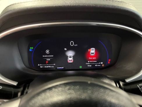Used 2025 Acura MDX SH-AWD w/ Technology Package image 26