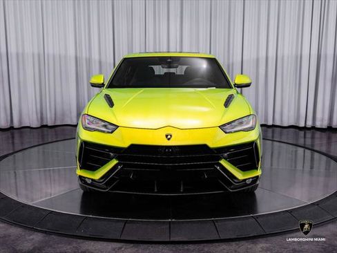 Used 2024 Lamborghini Urus Performante AWD/4WD image 4