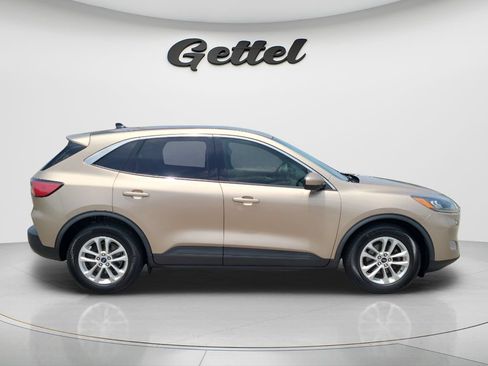 Used 2020 Ford Escape SE FWD image 4