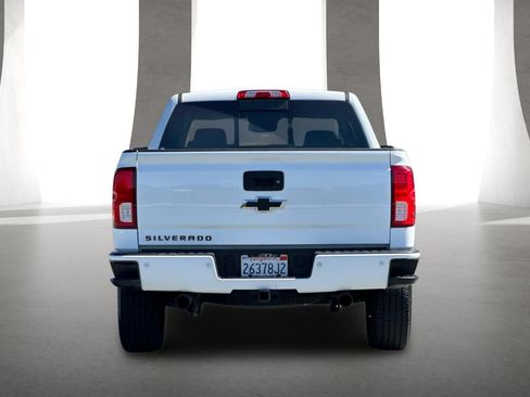 Used 2017 Chevrolet Silverado 1500 LTZ Z71 w/ Redline Edition AWD/4WD image 5