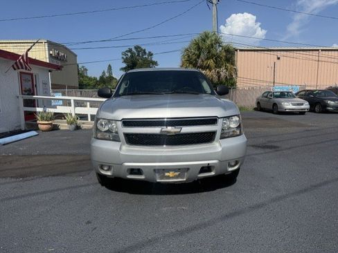 Used 2010 Chevrolet Tahoe LS RWD image 2