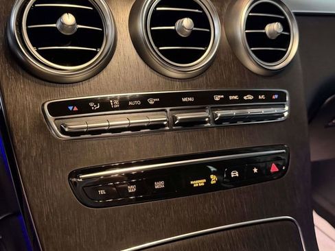 Certified 2022 Mercedes-Benz GLC 300 4MATIC image 26