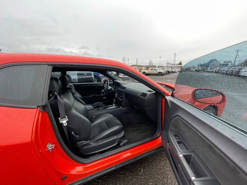 Used 2008 Dodge Challenger SRT8 RWD image 12