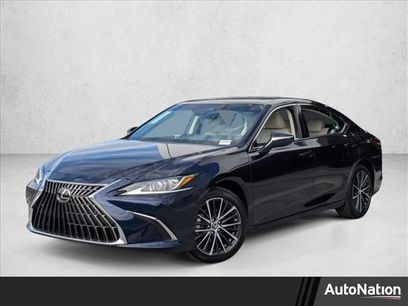 New 2025 Lexus ES 350 w/ Premium Package